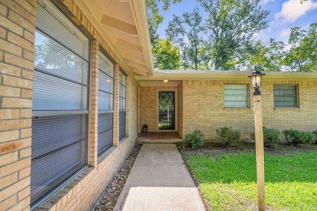 506 N Pacific Street, Mineola, TX 75773