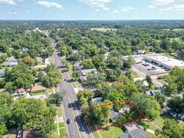 506 N Pacific Street, Mineola, TX 75773