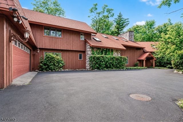229 Clove Road, Montague Twp., NJ 07827