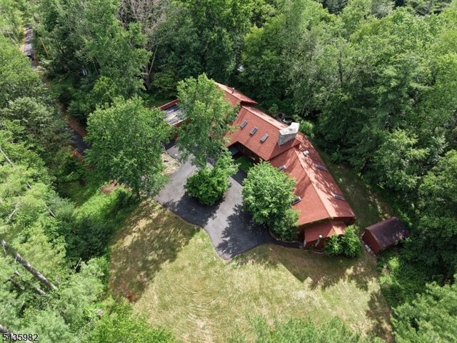 229 Clove Road, Montague Twp., NJ 07827