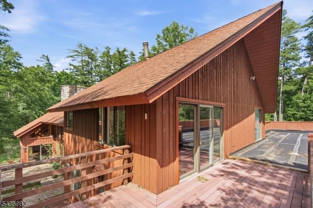 229 Clove Road, Montague Twp., NJ 07827
