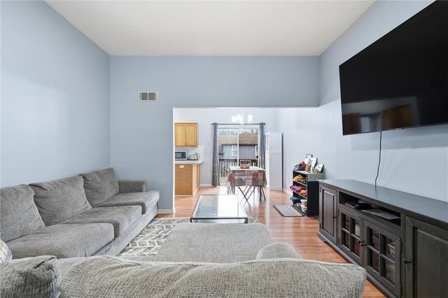 1507 E 123rd Street, Olathe, KS 66061