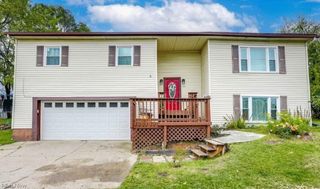 1572 Josephine Avenue, Lakemore, OH 44250