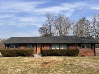 1511 Sherrill Blvd, Murfreesboro, TN 37130