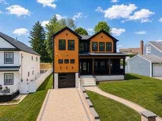 15 Edison St, Clifton City, NJ 07013