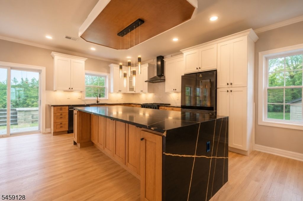 15 Edison St, Clifton City, NJ 07013 — photo 5