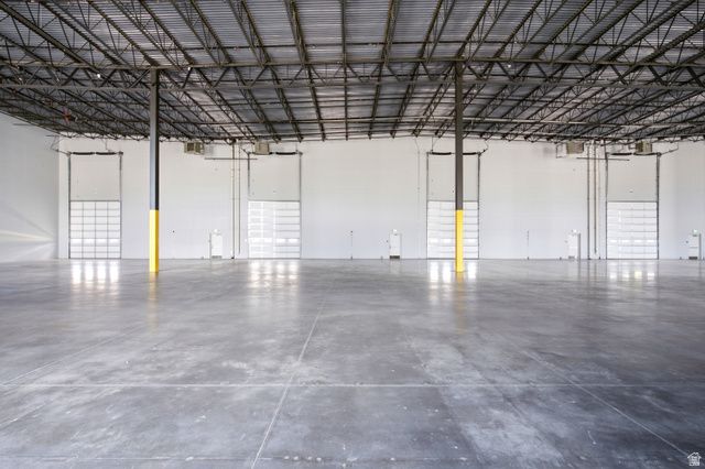 1610 W 2350 N, Farr West, UT 84404