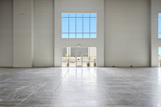 1610 W 2350 N, Farr West, UT 84404