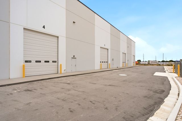 1610 W 2350 N, Farr West, UT 84404