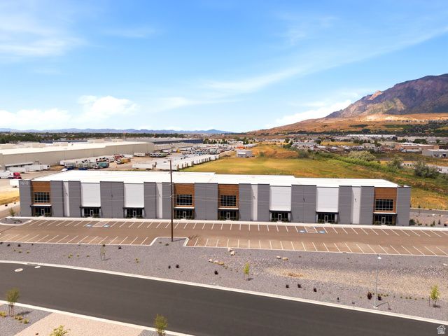 1610 W 2350 N, Farr West, UT 84404