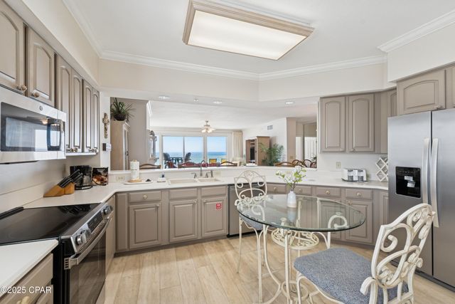 8601 Surf Drive 1E, Panama City, FL 32408