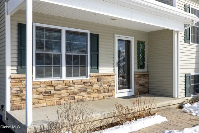 20 Quarry Circle Way, Hudson Falls, NY 12839