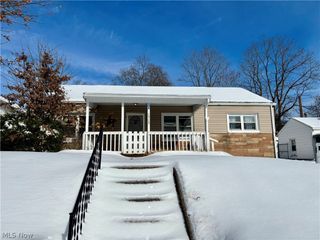 1317 40th Street, Parkersburg, WV 26104