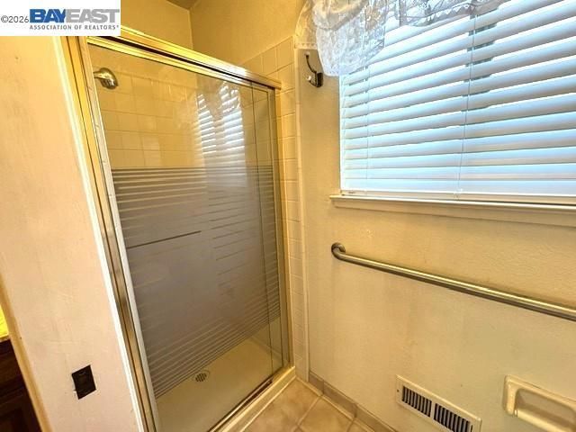 3740 Roundhill Dr, Pittsburg, CA 94565