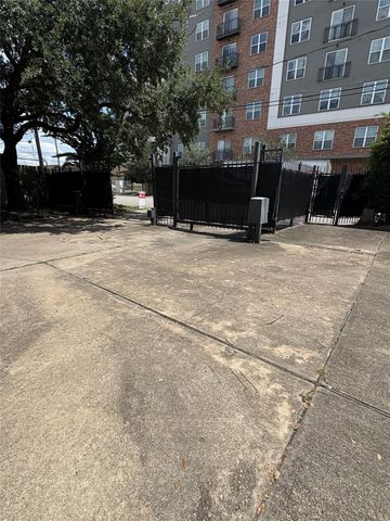 2602 Washington Avenue C, Houston, TX 77007
