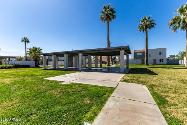 7529 N 47TH Drive, Glendale, AZ 85301