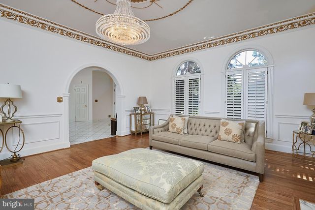 9 ALLOWAY CT, Potomac, MD 20854