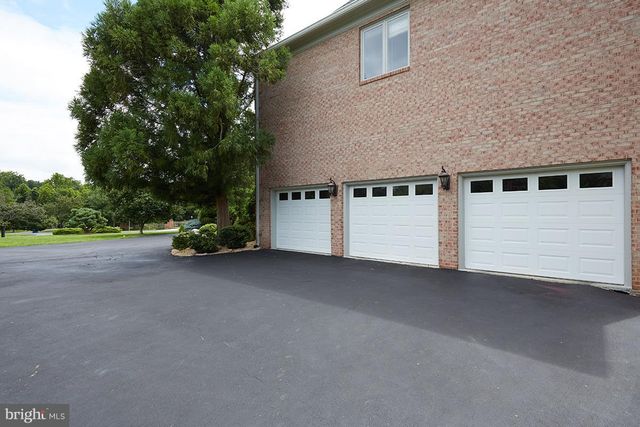 9 ALLOWAY CT, Potomac, MD 20854