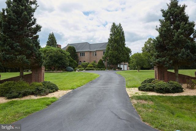 9 ALLOWAY CT, Potomac, MD 20854