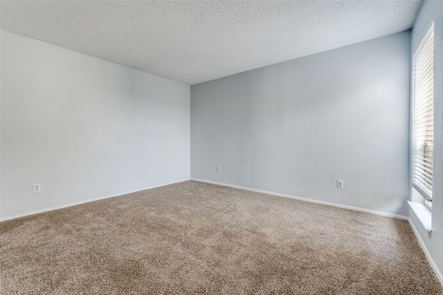 8560 Park Lane 237, Dallas, TX 75231