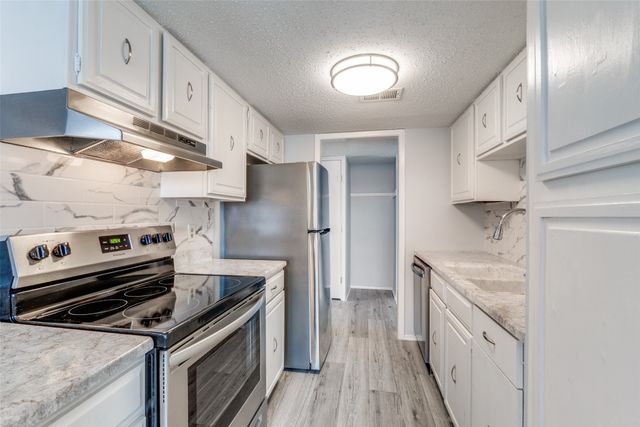 8560 Park Lane 237, Dallas, TX 75231