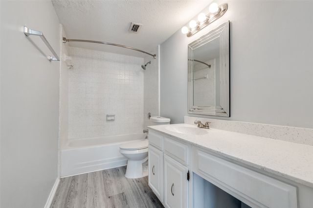 8560 Park Lane 237, Dallas, TX 75231