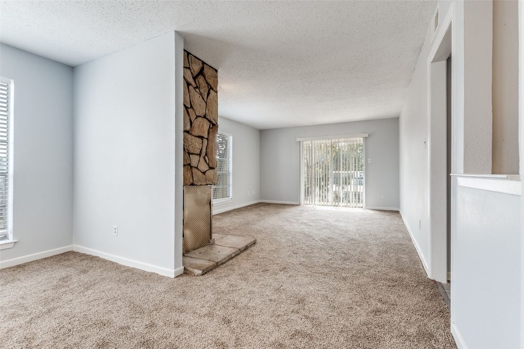 8560 Park Lane 237, Dallas, TX 75231