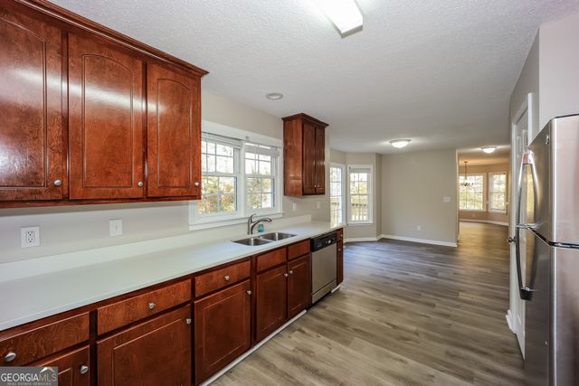 130 Butterfield Lane, Fayetteville, GA 30214