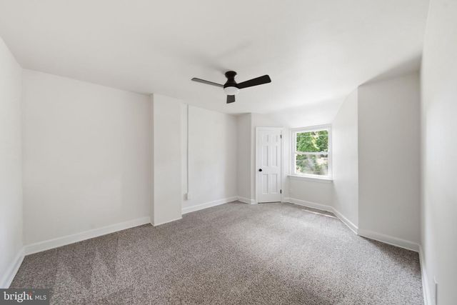 725 IRVINGTON PL, Chester, PA 19013