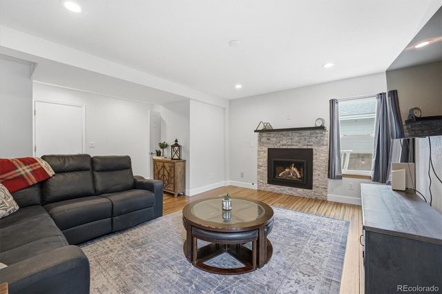 1075 Brittany Way, Littleton, CO 80126