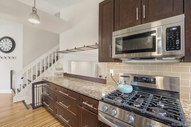 1075 Brittany Way, Littleton, CO 80126