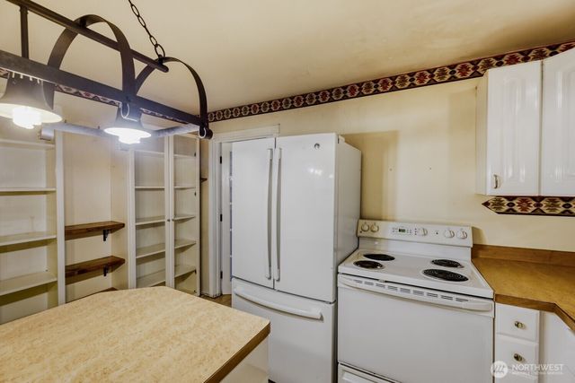 208 78th Place SW, Everett, WA 98203