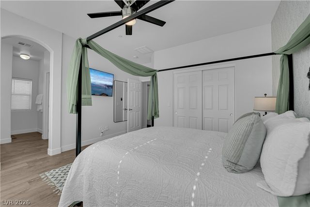 6489 Burns Allen Avenue 102, Las Vegas, NV 89122