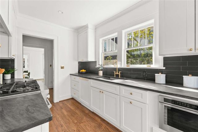 1224 Stillwood NE Drive, Atlanta, GA 30306