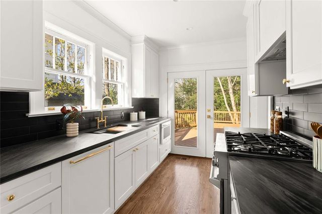 1224 Stillwood NE Drive, Atlanta, GA 30306