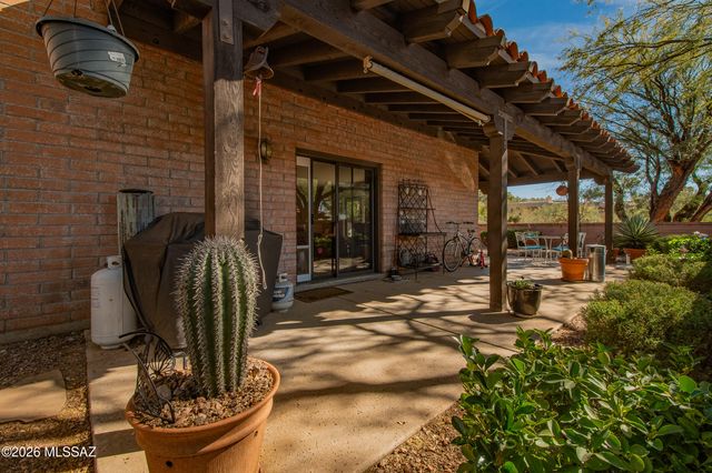 6854 E Vía Vigna, Tucson, AZ 85750