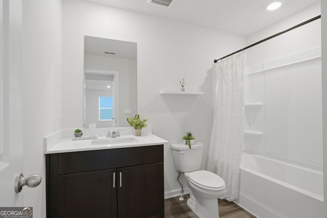 1495 Lyon Way Drive, Lawrenceville, GA 30044