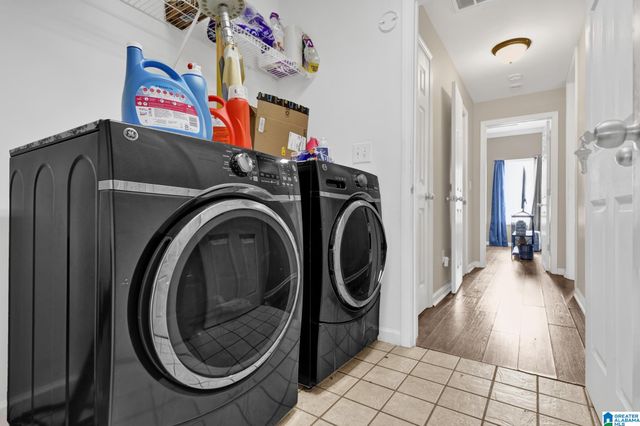 5375 SUMMERSET CIRCLE, Bessemer, AL 35022