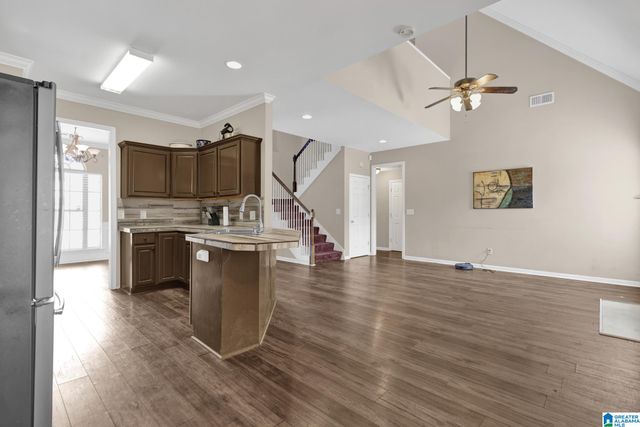 5375 SUMMERSET CIRCLE, Bessemer, AL 35022