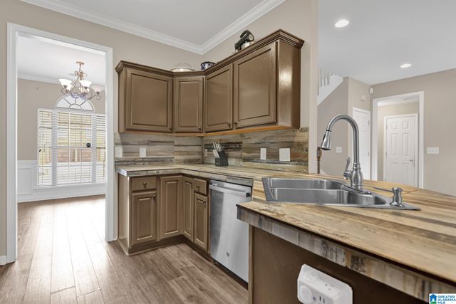 5375 SUMMERSET CIRCLE, Bessemer, AL 35022