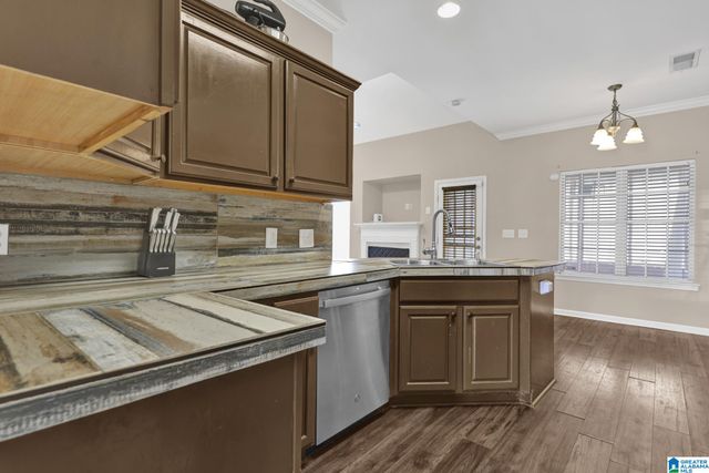 5375 SUMMERSET CIRCLE, Bessemer, AL 35022