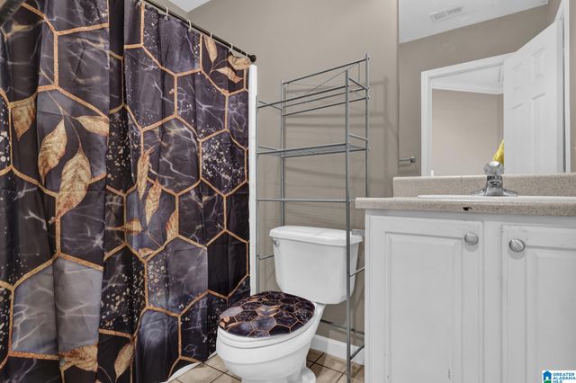 5375 SUMMERSET CIRCLE, Bessemer, AL 35022