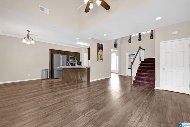 5375 SUMMERSET CIRCLE, Bessemer, AL 35022