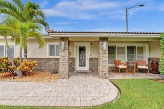 1245 NE 17TH Way, Fort Lauderdale, FL 33304
