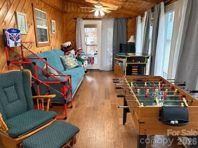 701 Charter Hills Road, Beech Mountain, NC 28604