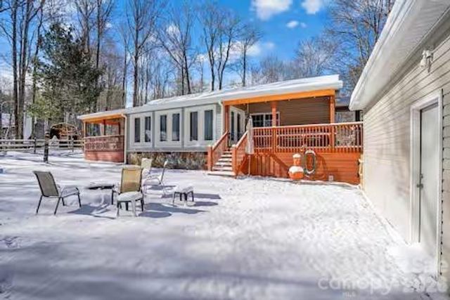 701 Charter Hills Road, Beech Mountain, NC 28604