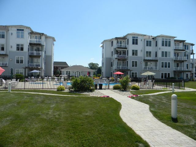 207 S William Street 40, Ludington, MI 49431