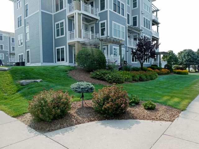 207 S William Street 40, Ludington, MI 49431
