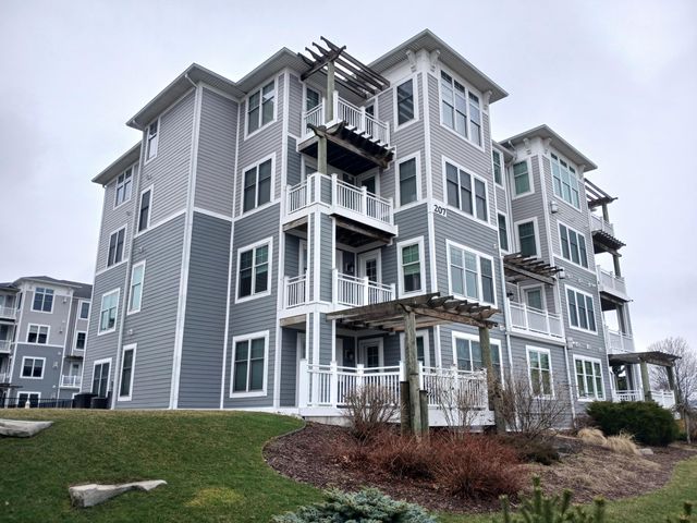 207 S William Street 40, Ludington, MI 49431