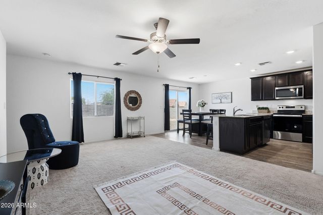 232 S OAK Street, Florence, AZ 85132